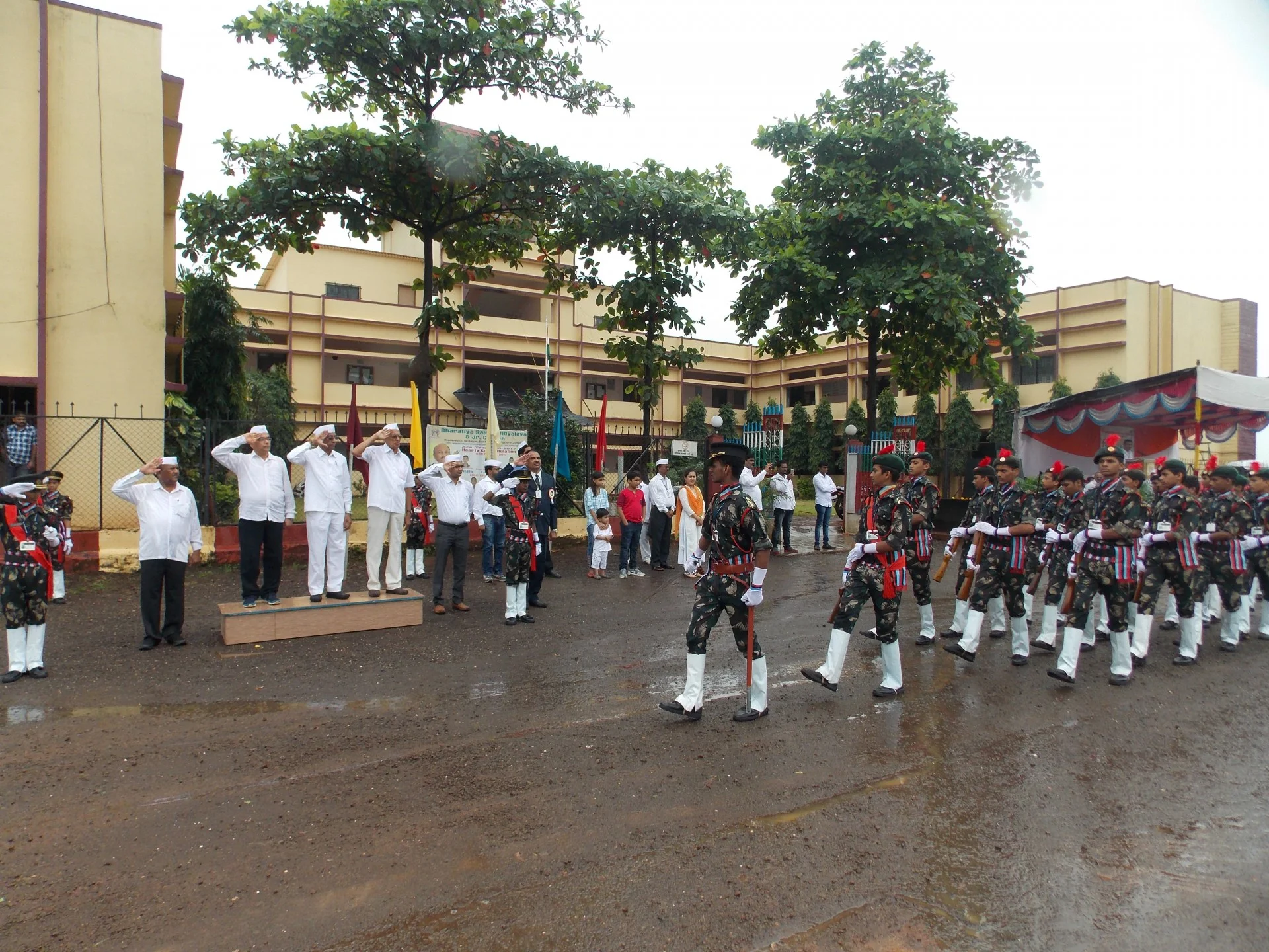 Bharatiya Sainiki Vidyalaya & Jr. College, Thane